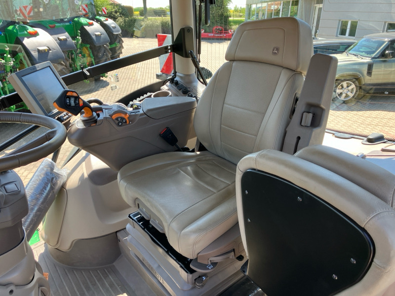 John Deere 6R250 mit FKH/ CommandPro/ Garantie bis 02.2027 - Traktor: foto 5 John Deere 6R250 mit FKH/ CommandPro/ Garantie bis 02.2027 - Traktor: foto 5