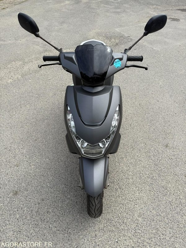 1 Scooter Peugeot Kisbee - 50cc - Motoçikleta: foto 4 1 Scooter Peugeot Kisbee - 50cc - Motoçikleta: foto 4