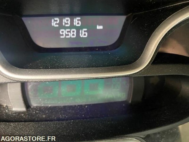 AMBULANCE FIAT TALENTO L1H1 120 CV - 2019 - 121 000km - Ambulancë: foto 5 AMBULANCE FIAT TALENTO L1H1 120 CV - 2019 - 121 000km - Ambulancë: foto 5