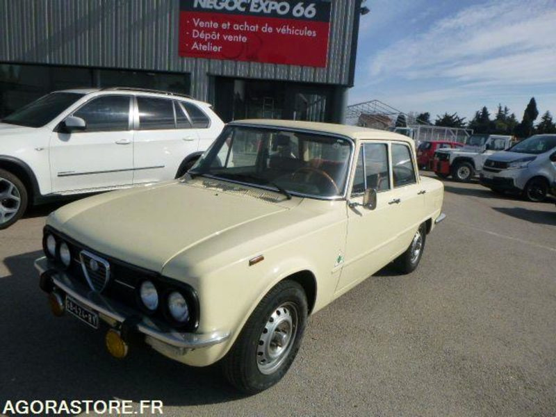Alfa Romeo Giulia - 1976 - 92500km - COLLECTION - Livret d'origine - Veturë: foto 1 Alfa Romeo Giulia - 1976 - 92500km - COLLECTION - Livret d'origine - Veturë: foto 1