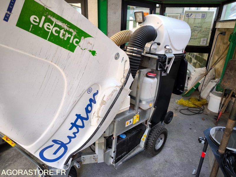 Aspirateur à déchets de voirie GLUTTON MA866 - Fshesë profesionale: foto 3 Aspirateur à déchets de voirie GLUTTON MA866 - Fshesë profesionale: foto 3