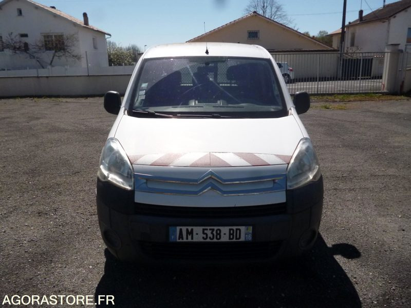 BERLINGO 1.6HDI 3 PLACES - Furgon i vogël: foto 1 BERLINGO 1.6HDI 3 PLACES - Furgon i vogël: foto 1