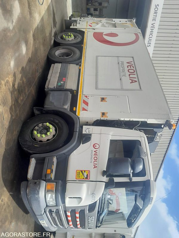 BOM 26T SCANIA GNC (6071-66ICAM571X) - Kamion mbeturinash: foto 5 BOM 26T SCANIA GNC (6071-66ICAM571X) - Kamion mbeturinash: foto 5