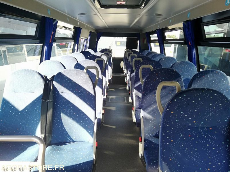 Bus Iveco UNVI 70C17 - 2017 - 120 000 km - Autobus shkollor: foto 5 Bus Iveco UNVI 70C17 - 2017 - 120 000 km - Autobus shkollor: foto 5