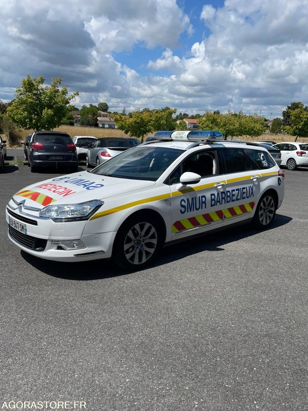 C5 CITROEN BREAK VLM EX SMUR 2016 154895kms - Makinë me portobagazh: foto 4 C5 CITROEN BREAK VLM EX SMUR 2016 154895kms - Makinë me portobagazh: foto 4