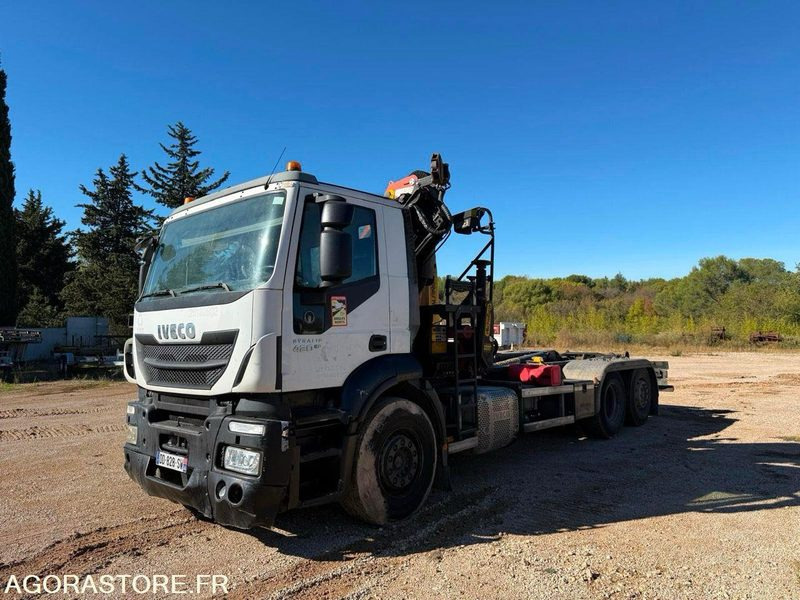 CAMION POLYBENNE GRUE IVECO MOTEUR HS - 390000km - 2014 - Kamion vetëngarkues: foto 1 CAMION POLYBENNE GRUE IVECO MOTEUR HS - 390000km - 2014 - Kamion vetëngarkues: foto 1