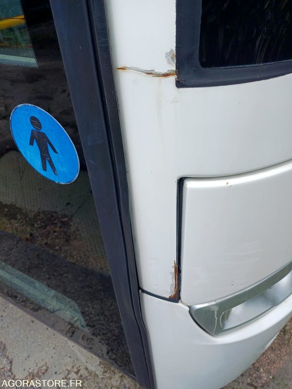 CAR MERCEDES INTOURO 436244 kms 2010 - Autobus shkollor: foto 4 CAR MERCEDES INTOURO 436244 kms 2010 - Autobus shkollor: foto 4