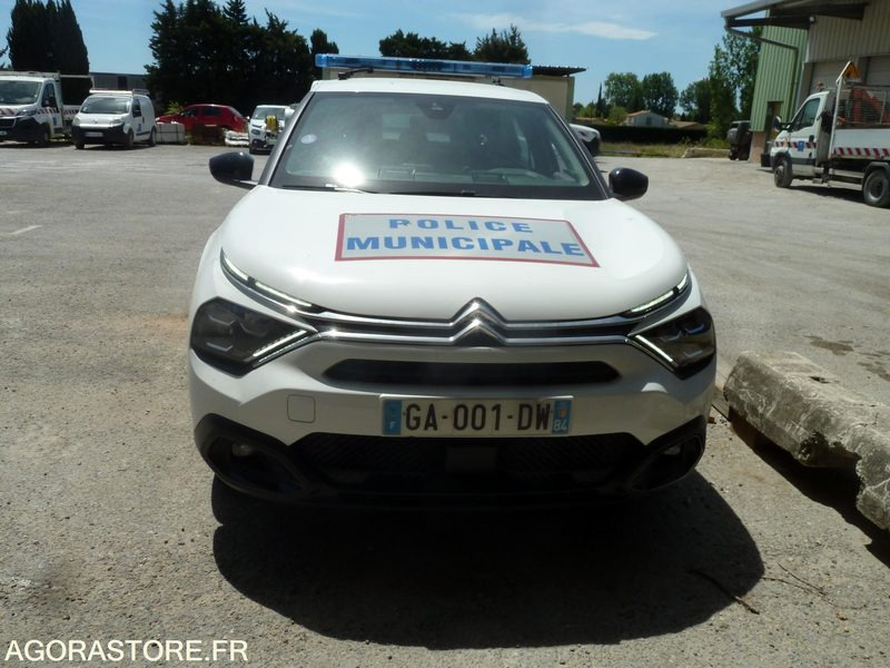 CITROEN C 4 - Veturë: foto 1 CITROEN C 4 - Veturë: foto 1