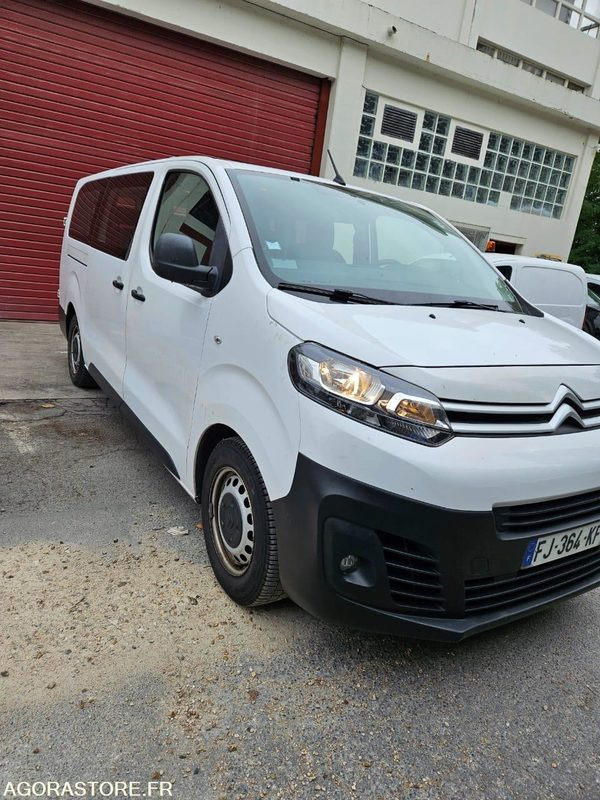 CITROEN JUMPY SPACE TOURER 9 places 240051 kms ANNÉE 2019 - Minibus, Furgon pasagjerësh: foto 1 CITROEN JUMPY SPACE TOURER 9 places 240051 kms ANNÉE 2019 - Minibus, Furgon pasagjerësh: foto 1