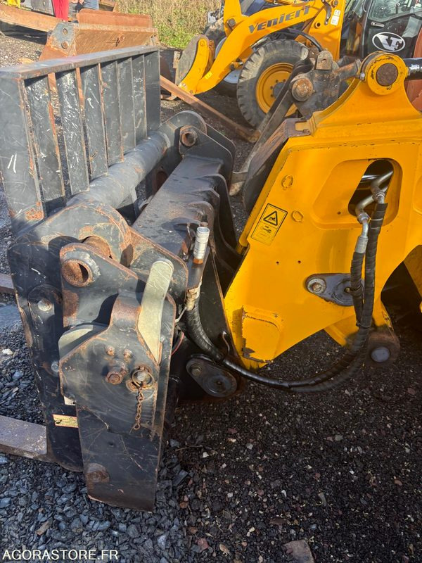 Chargeuse - Traktor: foto 3 Chargeuse - Traktor: foto 3