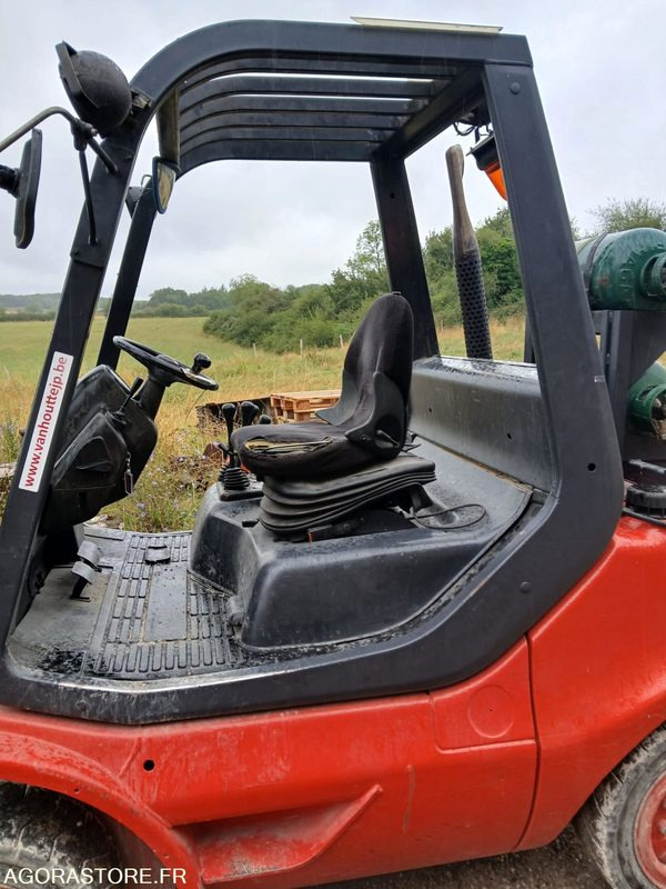 Chariot élévateur Fenwick Linde H35T 3.5T - Pirun më gaz: foto 5 Chariot élévateur Fenwick Linde H35T 3.5T - Pirun më gaz: foto 5