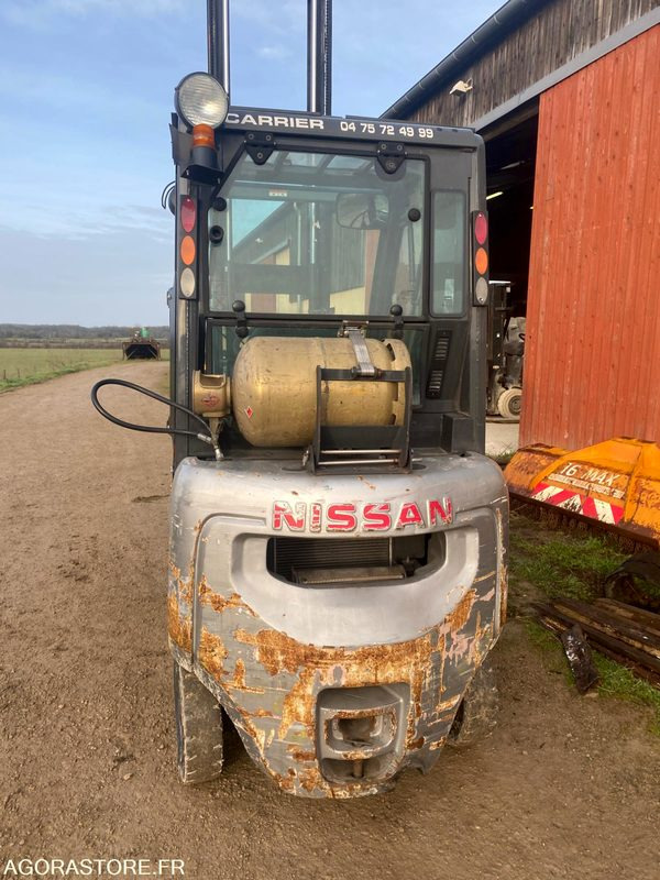 Chariot élévateur GAZ NISSAN 1.8T - Pirun më gaz: foto 5 Chariot élévateur GAZ NISSAN 1.8T - Pirun më gaz: foto 5