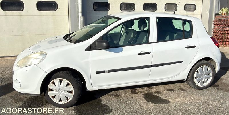 Clio III - Veturë: foto 1 Clio III - Veturë: foto 1