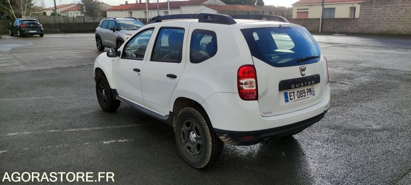 DACIA DUSTER - Veturë: foto 4 DACIA DUSTER - Veturë: foto 4