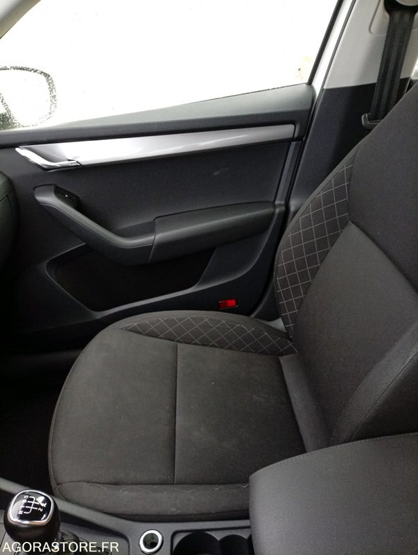 Veturë EX-669-TE - Roulant - SKODA OCTAVIA - VP - 391 640 Kms: foto 8 Veturë EX-669-TE - Roulant - SKODA OCTAVIA - VP - 391 640 Kms: foto 8