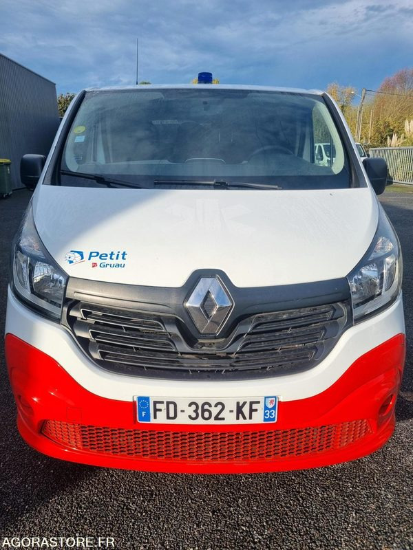 FD-362-KF - Non Roulant - RENAULT TRAFIC III - VASP - 195 000 Kms - Ambulancë: foto 3 FD-362-KF - Non Roulant - RENAULT TRAFIC III - VASP - 195 000 Kms - Ambulancë: foto 3