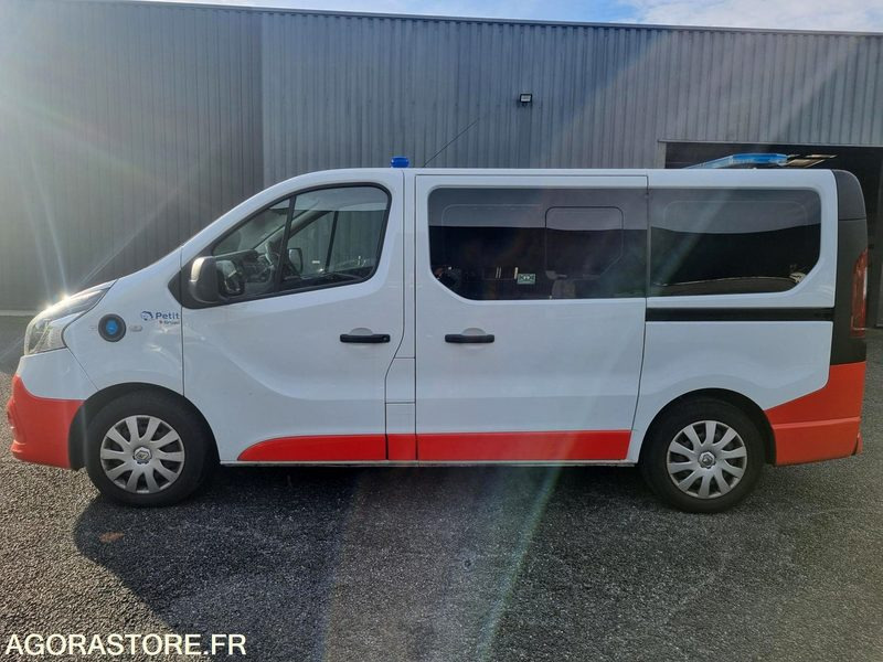 FD-362-KF - Non Roulant - RENAULT TRAFIC III - VASP - 195 000 Kms - Ambulancë: foto 2 FD-362-KF - Non Roulant - RENAULT TRAFIC III - VASP - 195 000 Kms - Ambulancë: foto 2