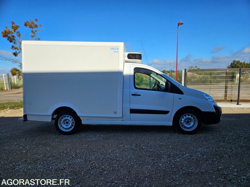 FIAT SCUDO 2.0 130 CAISSE FRIGORIFIQUE FRCX 3 PLACES - Furgon frigorifer: foto 3 FIAT SCUDO 2.0 130 CAISSE FRIGORIFIQUE FRCX 3 PLACES - Furgon frigorifer: foto 3