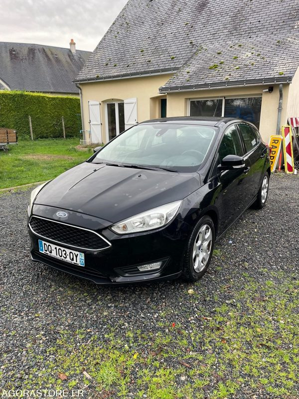 FORD-FOCUS-2015-170332KMS - Veturë: foto 4 FORD-FOCUS-2015-170332KMS - Veturë: foto 4