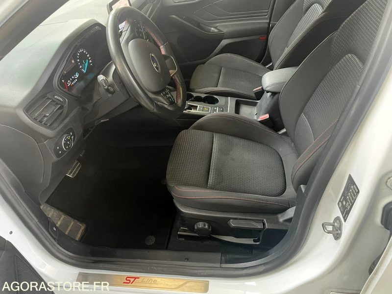 FORD FOCUS finition ST Line 122800 Kms 2021 - Makinë me portobagazh: foto 4 FORD FOCUS finition ST Line 122800 Kms 2021 - Makinë me portobagazh: foto 4