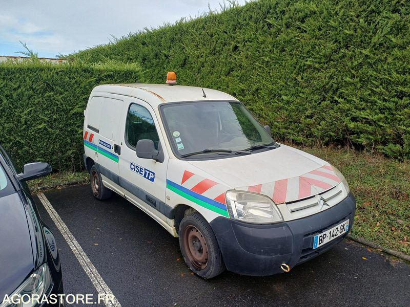 FOURGONNETTE - CITROEN - BERLINGO - 2011 / 292700 KM - BP142GK - Furgon i vogël: foto 5 FOURGONNETTE - CITROEN - BERLINGO - 2011 / 292700 KM - BP142GK - Furgon i vogël: foto 5