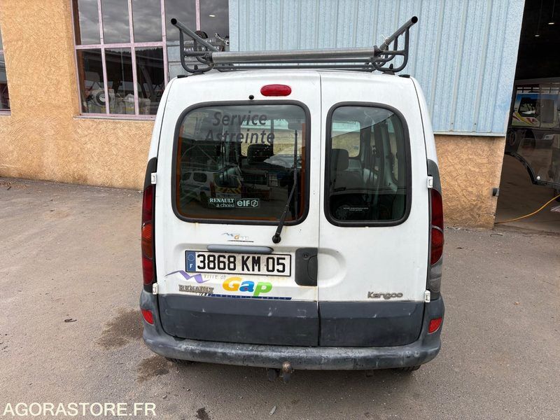 FOURGONNETTE RENAULT KANGOO - Furgon i vogël: foto 5 FOURGONNETTE RENAULT KANGOO - Furgon i vogël: foto 5