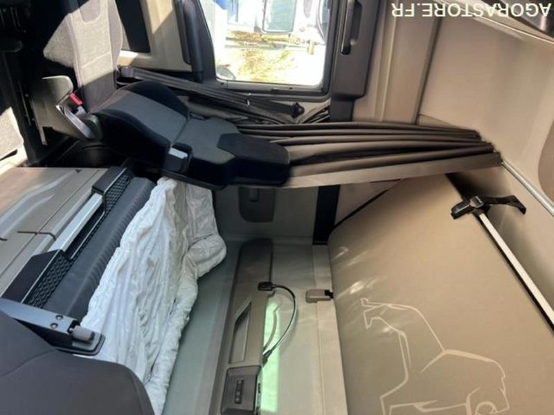 MAN TGX 640 ADR - 2022 - 319 000KM - Gjysmë-kamion: foto 2 MAN TGX 640 ADR - 2022 - 319 000KM - Gjysmë-kamion: foto 2