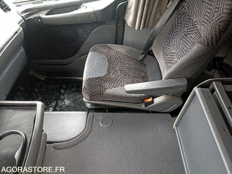 Gjysmë-kamion Scania 124l 2003 789689km: foto 16