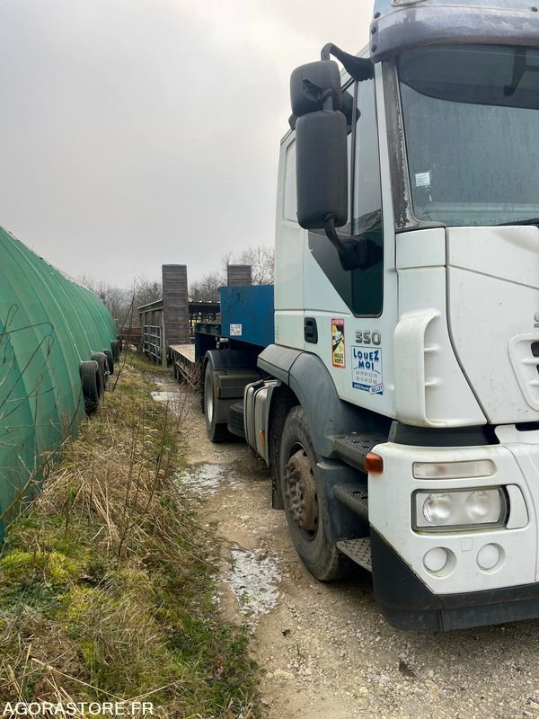 TRACTEUR 4X2 IVECO STRALIS 2004 420 000 KM + 1 MOTEUR POUR PIECES - Gjysmë-kamion: foto 3 TRACTEUR 4X2 IVECO STRALIS 2004 420 000 KM + 1 MOTEUR POUR PIECES - Gjysmë-kamion: foto 3