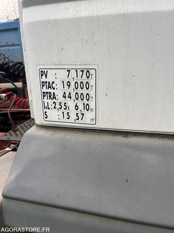 TRACTEUR 4X2 IVECO STRALIS 2004 420 000 KM - Gjysmë-kamion: foto 2 TRACTEUR 4X2 IVECO STRALIS 2004 420 000 KM - Gjysmë-kamion: foto 2