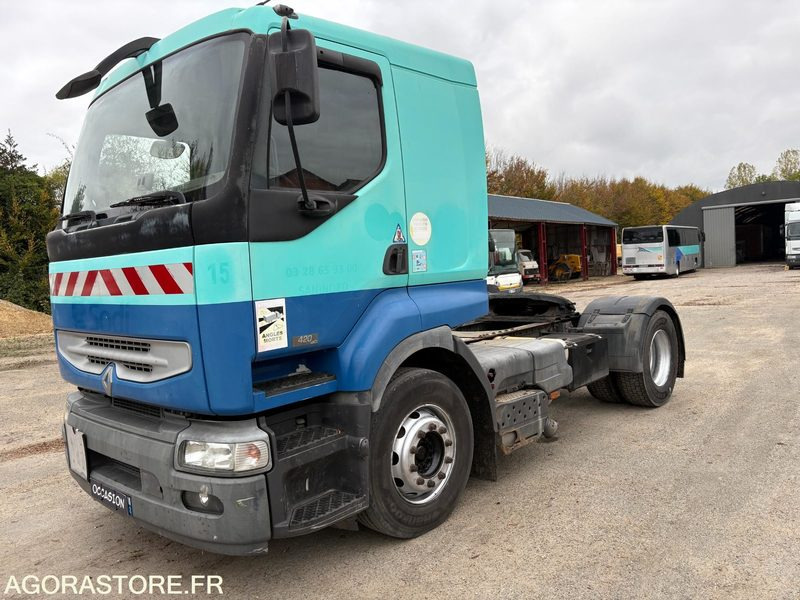 TRACTEUR RENAULT 420 DCI - Gjysmë-kamion: foto 4 TRACTEUR RENAULT 420 DCI - Gjysmë-kamion: foto 4