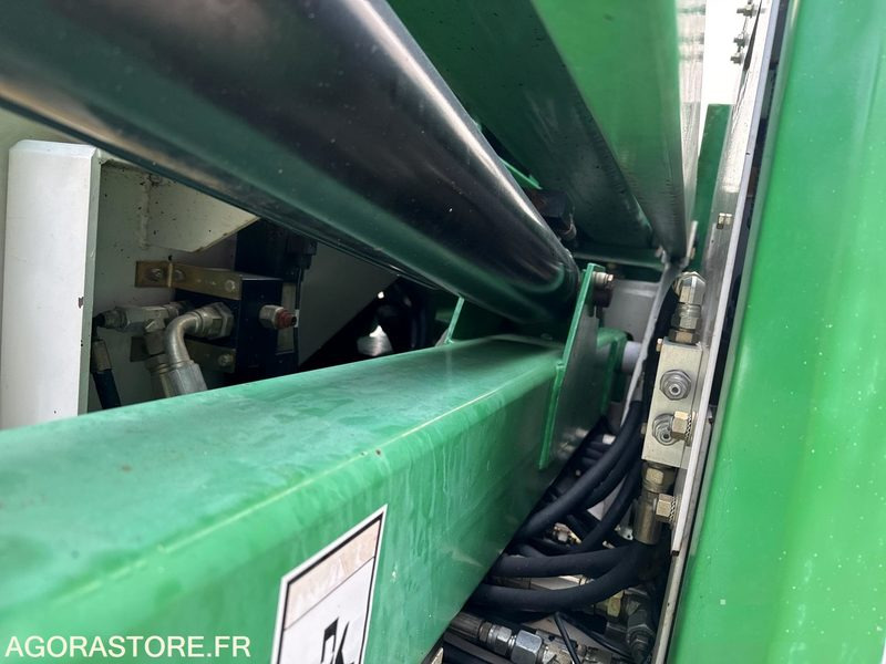 Haulotte HA16PE Diesel Nacelle Articulee - Platformë ajrore: foto 4 Haulotte HA16PE Diesel Nacelle Articulee - Platformë ajrore: foto 4