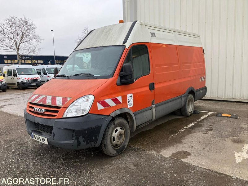 IVECO - 50C15 - 2007 / 332349 KM (P2001860) - Furgon: foto 2 IVECO - 50C15 - 2007 / 332349 KM (P2001860) - Furgon: foto 2