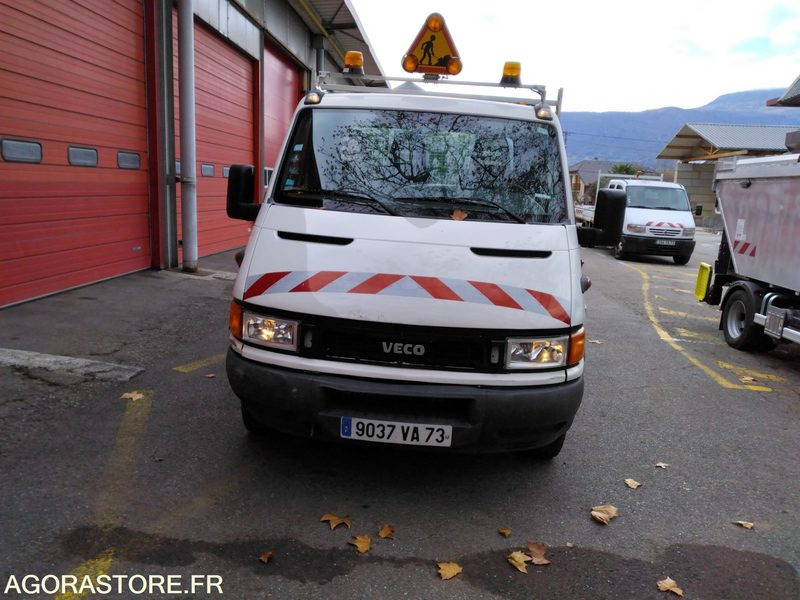 IVECO AMPLIROLL - Kamioncine me karroceri: foto 2 IVECO AMPLIROLL - Kamioncine me karroceri: foto 2