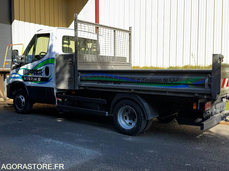 IVECO BENNE - 2020 - 35 700km - Kamioncine vetëshkarkuese: foto 1 IVECO BENNE - 2020 - 35 700km - Kamioncine vetëshkarkuese: foto 1