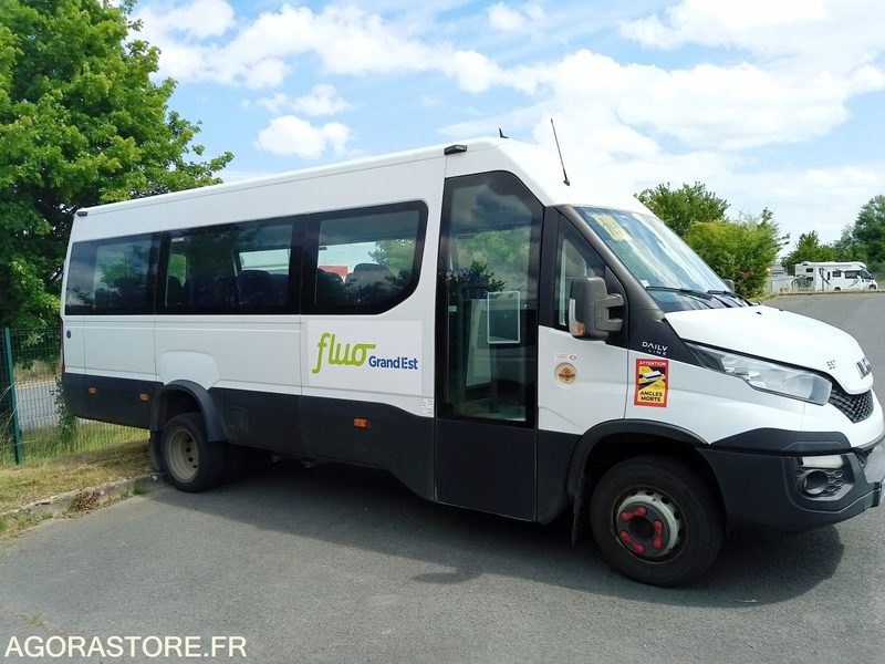 Iveco Daily Line - Minibus, Furgon pasagjerësh: foto 2 Iveco Daily Line - Minibus, Furgon pasagjerësh: foto 2