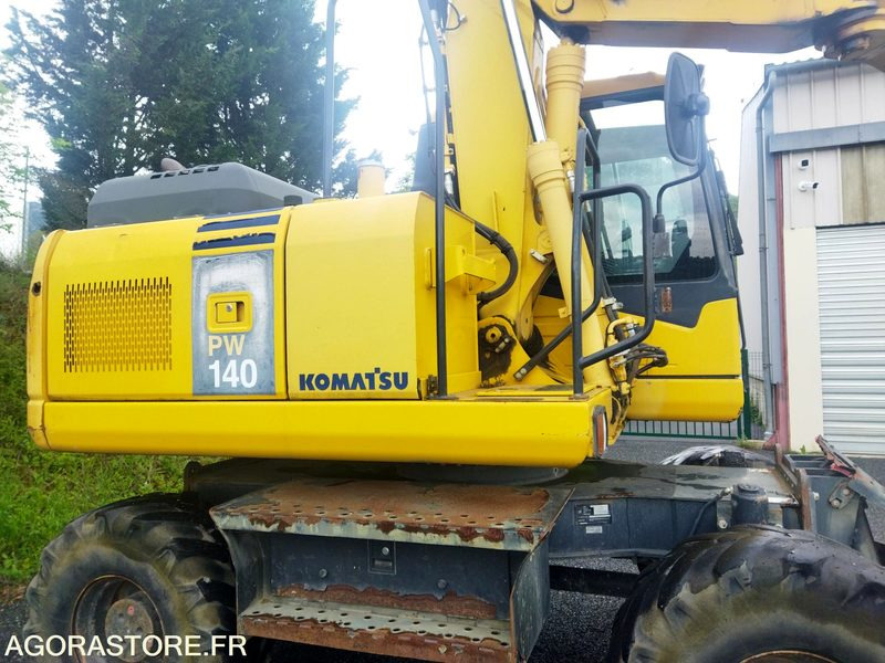 KOMATSU PW140-7 7500H - Ekskavator: foto 2 KOMATSU PW140-7 7500H - Ekskavator: foto 2