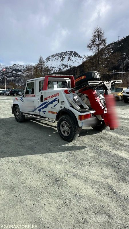 LAND ROVER DEFENDER Pick-up 2.4 Td4 4x4 122cv - Kamioncine: foto 3 LAND ROVER DEFENDER Pick-up 2.4 Td4 4x4 122cv - Kamioncine: foto 3
