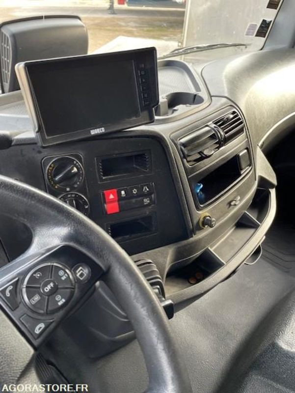 Mercedes Atego 2017 Boite automatique - Kamioni: foto 5 Mercedes Atego 2017 Boite automatique - Kamioni: foto 5