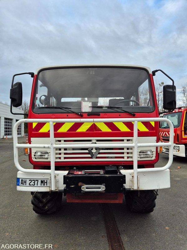 RENAULT 110/170 AH-237-MH - Kamioni: foto 1 RENAULT 110/170 AH-237-MH - Kamioni: foto 1