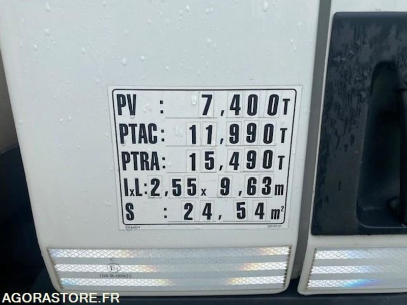 RENAULT FOURGON HAYON D12 - 2017 - 300 000km - Kamioni: foto 3 RENAULT FOURGON HAYON D12 - 2017 - 300 000km - Kamioni: foto 3