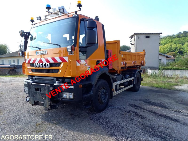 Vends IVECO 4X2 - Kamioni: foto 1 Vends IVECO 4X2 - Kamioni: foto 1