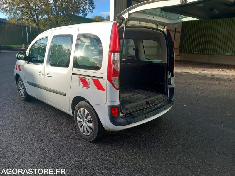 Kangoo 1.5 DCI - Veturë: foto 5 Kangoo 1.5 DCI - Veturë: foto 5