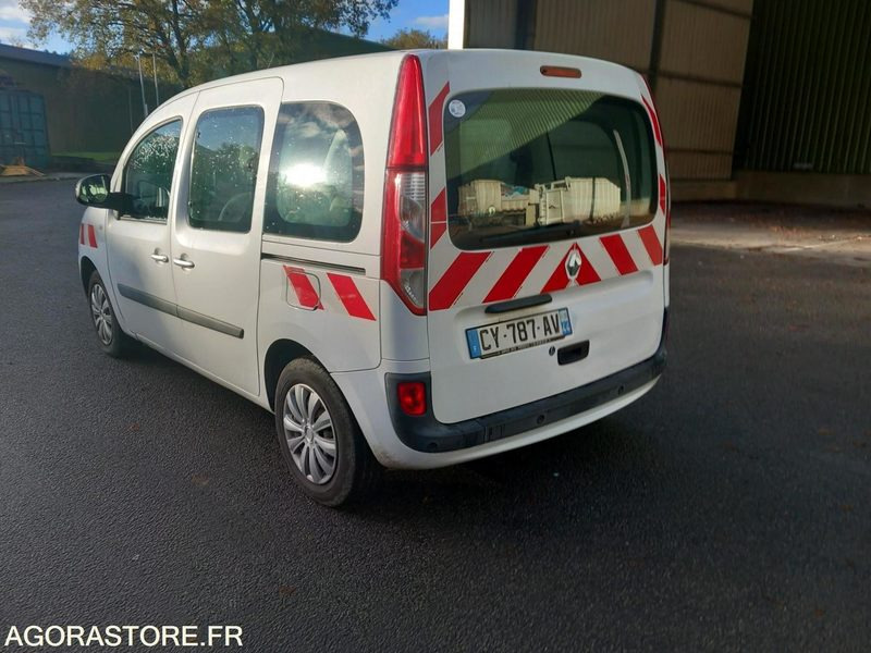 Kangoo 1.5 DCI - Veturë: foto 4 Kangoo 1.5 DCI - Veturë: foto 4