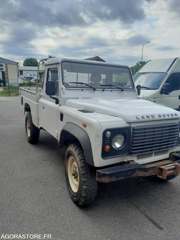 LAND ROVER DEFENDER 110 - 2012 - 81370KM - SUV: foto 2 LAND ROVER DEFENDER 110 - 2012 - 81370KM - SUV: foto 2