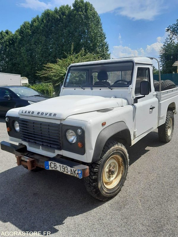 LAND ROVER DEFENDER 110 - 2012 - 81370KM - SUV: foto 1 LAND ROVER DEFENDER 110 - 2012 - 81370KM - SUV: foto 1