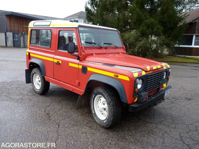Land Rover Defender Court - 61814kms - 2001 - SUV: foto 1 Land Rover Defender Court - 61814kms - 2001 - SUV: foto 1