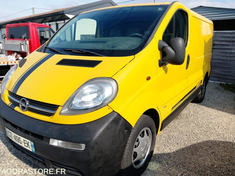 Lot A12 - Opel Vivaro - Furgon: foto 1 Lot A12 - Opel Vivaro - Furgon: foto 1