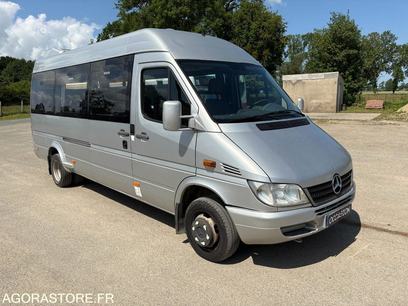 MERCEDES 413 DIESEL 17 PL - 2006 - 312 800 kms - Minibus, Furgon pasagjerësh: foto 2 MERCEDES 413 DIESEL 17 PL - 2006 - 312 800 kms - Minibus, Furgon pasagjerësh: foto 2