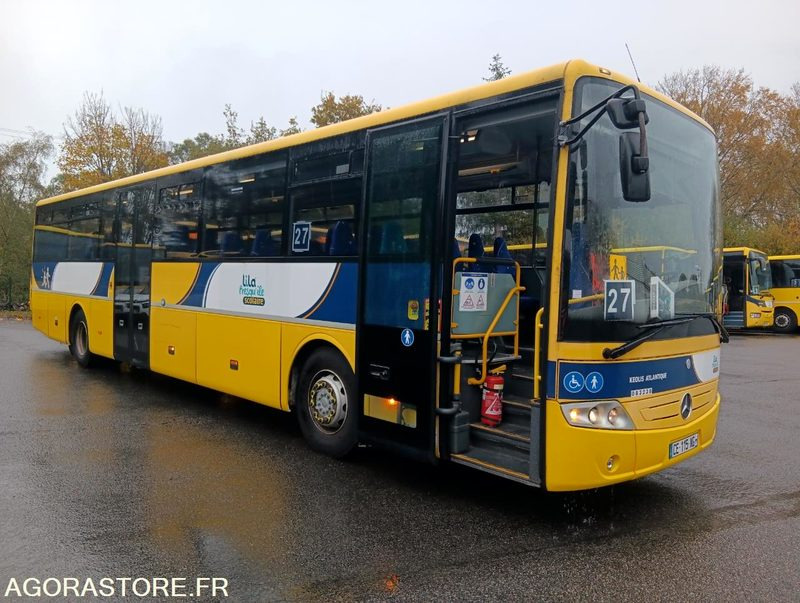 MERCEDES INTOURO N°083238 - Autobus shkollor: foto 1 MERCEDES INTOURO N°083238 - Autobus shkollor: foto 1